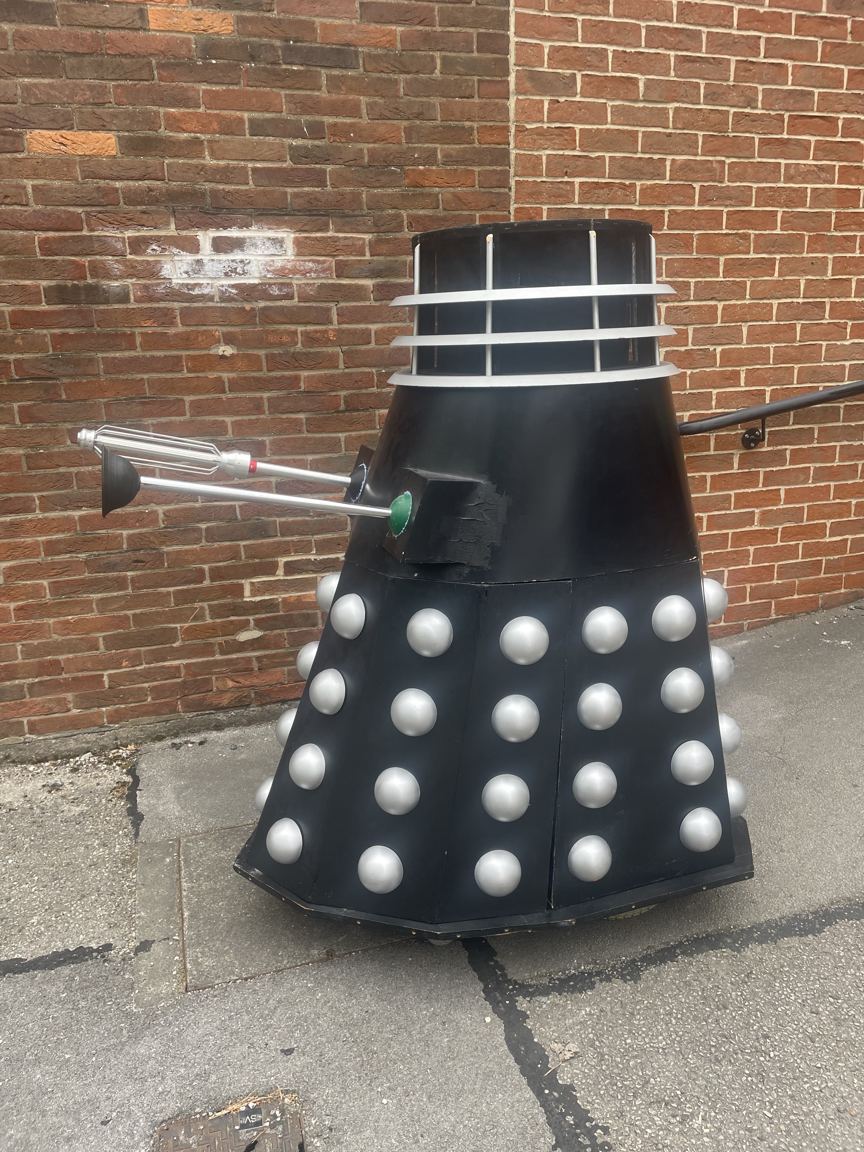 dalek-100-01.jpg