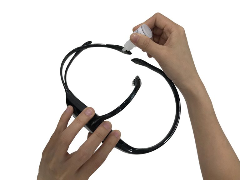 Wetting the electrodes